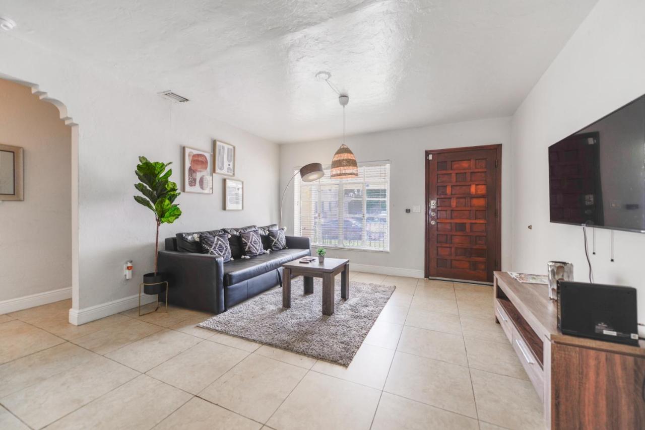 마이애미 Amazing 3Br House 5 Minutes From Marlins Park 빌라 외부 사진